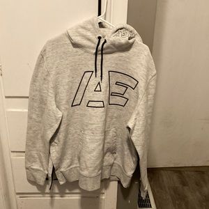 American Eagle 🦅 White and Black Hooded Sweatshirt With Side Zipper Size XL.